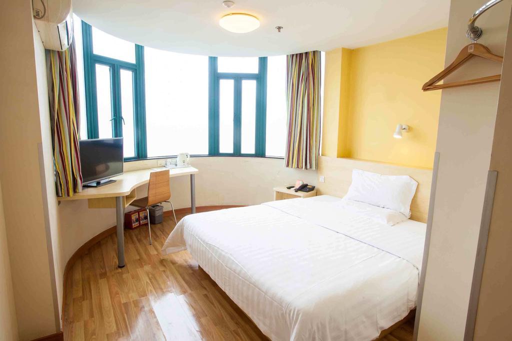 7Days Inn Changsha Wuyi Avenue Yunajialing Metro Station חדר תמונה