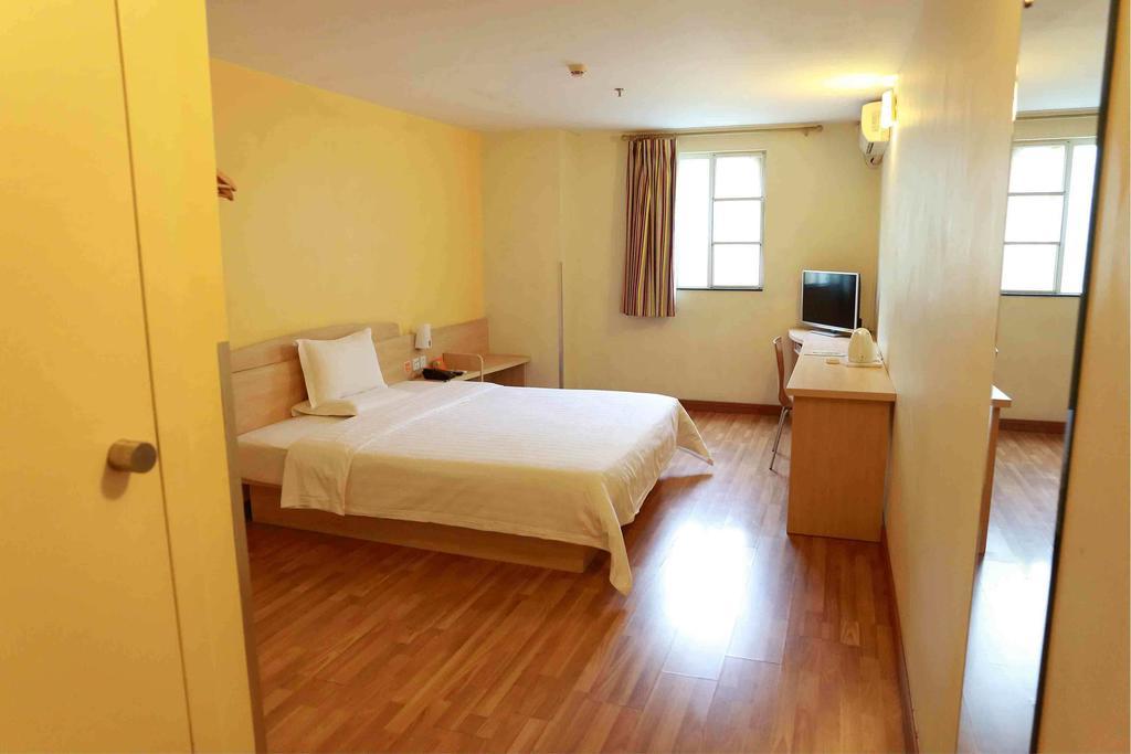 7Days Inn Changsha Wuyi Avenue Yunajialing Metro Station חדר תמונה