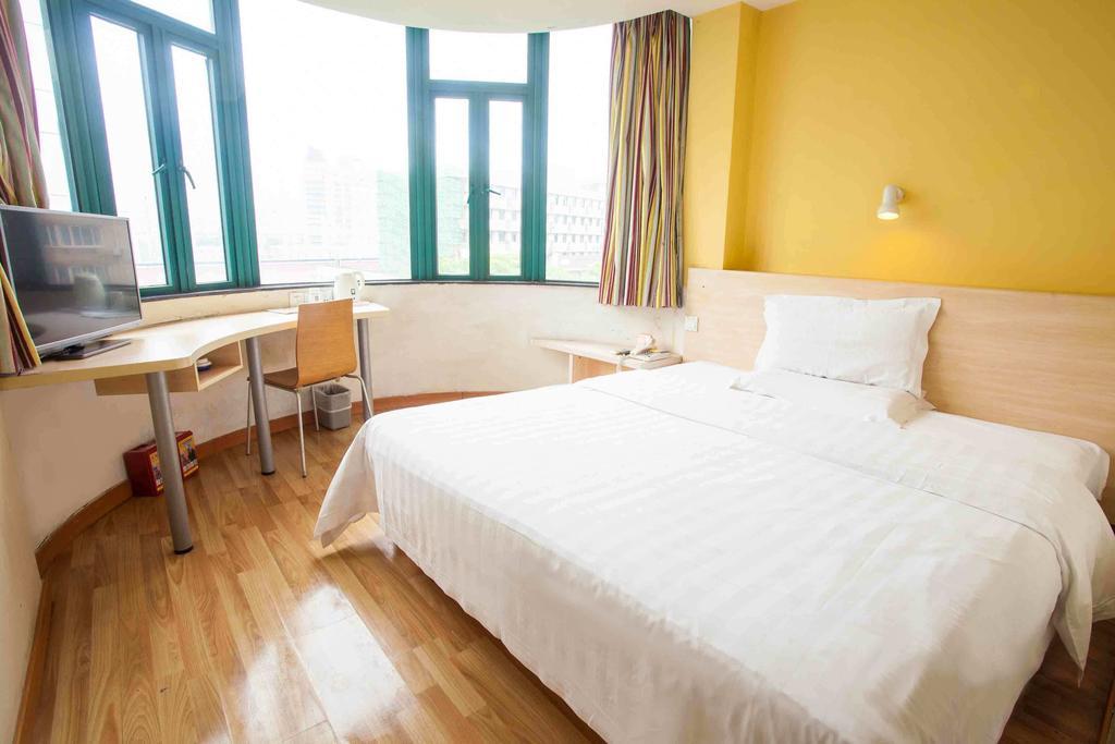 7Days Inn Changsha Wuyi Avenue Yunajialing Metro Station מראה חיצוני תמונה